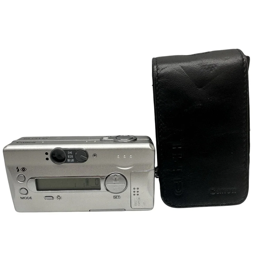 Canon ELPH Z3 Compact‎ Digital APS Point Shoot Film Camera W/New Batteries